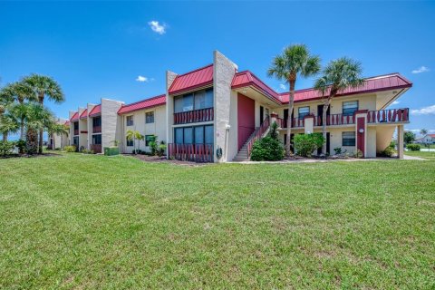 Condominio en venta en Rotonda, Florida, 2 dormitorios, 103.86 m2 № 1776561 - foto 1