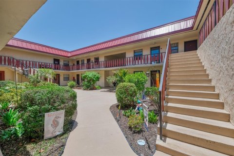 Condominio en venta en Rotonda, Florida, 2 dormitorios, 103.86 m2 № 1776561 - foto 5