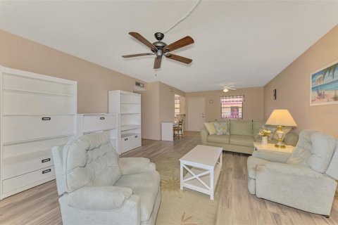 Condominio en venta en Rotonda, Florida, 2 dormitorios, 103.86 m2 № 1776561 - foto 16