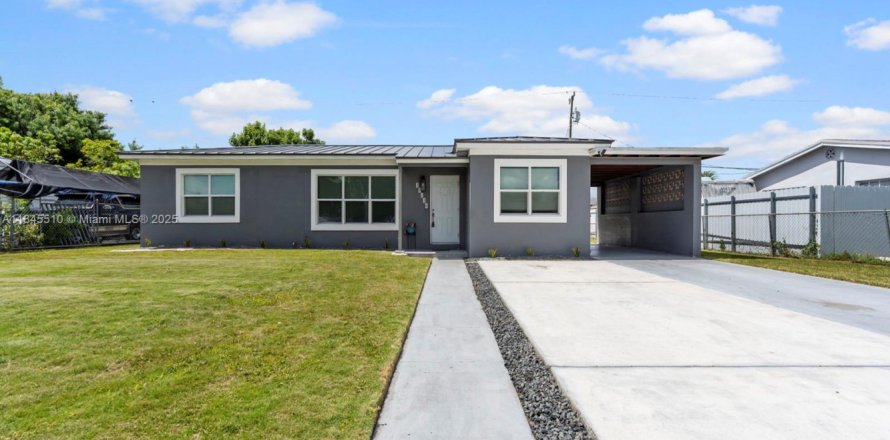 Casa en Homestead, Florida 3 dormitorios, 102.56 m2 № 1963124