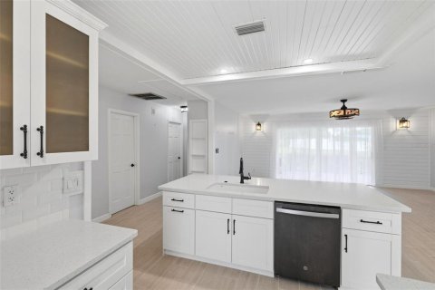 Villa ou maison à vendre à Englewood, Floride: 2 chambres, 140.93 m2 № 2406762 - photo 18