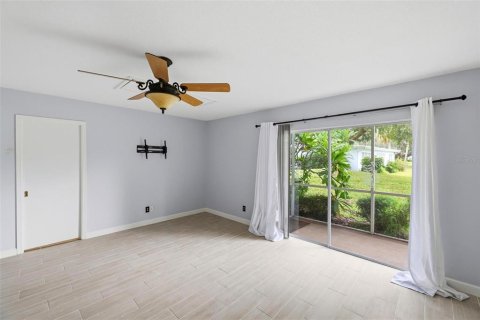 Villa ou maison à vendre à Englewood, Floride: 2 chambres, 140.93 m2 № 2406762 - photo 24