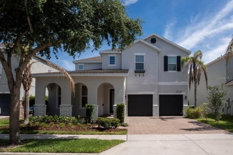 House in Winter Garden, Florida 4 bedrooms, 284.37 sq.m. № 2100644