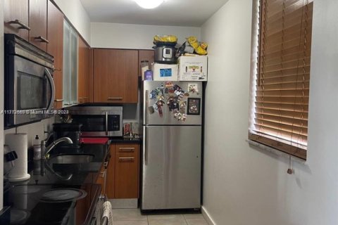 Купить кондоминиум в Майами, Флорида 1 спальня, 67.17м2, № 1957855 - фото 4