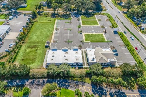 Immobilier commercial à louer à Wildwood, Floride: 242.85 m2 № 1555884 - photo 12