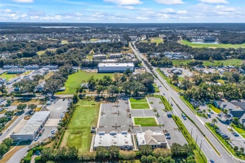 Immobilier commercial à louer à Wildwood, Floride: 242.85 m2 № 1555884 - photo 11