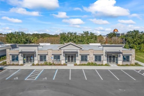 Immobilier commercial à louer à Wildwood, Floride: 242.85 m2 № 1555884 - photo 3