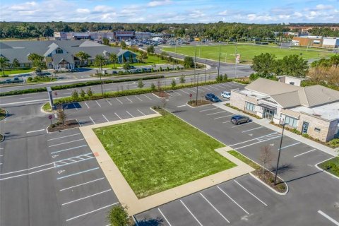 Immobilier commercial à louer à Wildwood, Floride: 242.85 m2 № 1555884 - photo 2