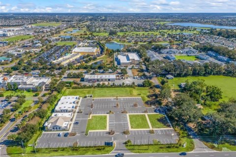 Immobilier commercial à louer à Wildwood, Floride: 242.85 m2 № 1555884 - photo 14