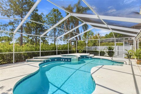 House in Riverview, Florida 3 bedrooms, 187.2 sq.m. № 2209750 - photo 2