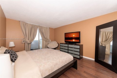 Copropriété à louer à Aventura, Floride: 1 chambre, 81.1 m2 № 1842376 - photo 17