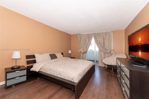 Copropriété à louer à Aventura, Floride: 1 chambre, 81.1 m2 № 1842376 - photo 14
