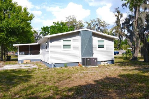 House in Auburndale, Florida 3 bedrooms, 107.02 sq.m. № 1612722 - photo 25