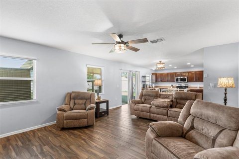 Casa en venta en Auburndale, Florida, 3 dormitorios, 178.47 m2 № 1910604 - foto 14