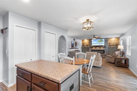Casa en venta en Auburndale, Florida, 3 dormitorios, 178.47 m2 № 1910604 - foto 10