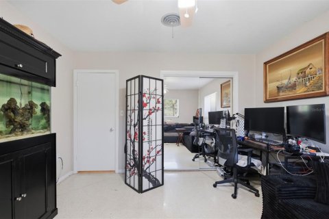 Villa ou maison à vendre à Clearwater, Floride: 3 chambres, 178.93 m2 № 2416607 - photo 17