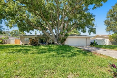 Villa ou maison à vendre à Clearwater, Floride: 3 chambres, 178.93 m2 № 2416607 - photo 5