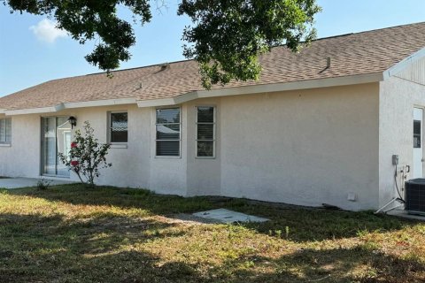 House in Englewood, Florida 2 bedrooms, 95.32 sq.m. № 1881218 - photo 20