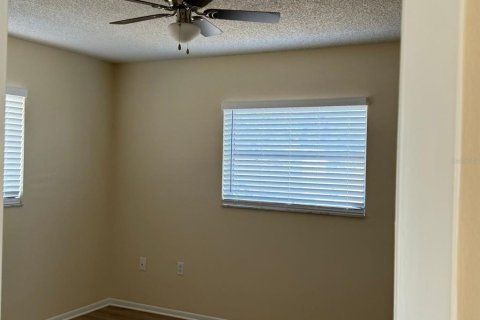 House in Englewood, Florida 2 bedrooms, 95.32 sq.m. № 1881218 - photo 9