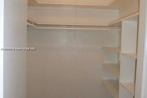 Снять в аренду квартиру в Форт-Лодердейл, Флорида 1 спальня, 74.32м2, № 1947872 - фото 7