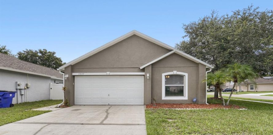 Casa en Land O' Lakes, Florida 3 dormitorios, 120.03 m2 № 2222247