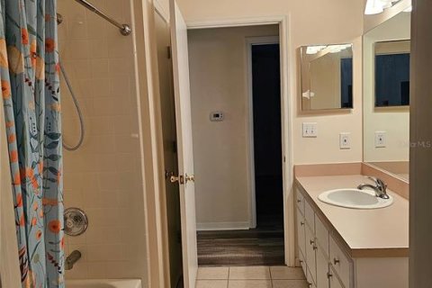 House in Gainesville, Florida 2 bedrooms, 112.97 sq.m. № 1912319 - photo 11