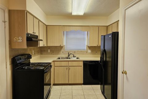 House in Gainesville, Florida 2 bedrooms, 112.97 sq.m. № 1912319 - photo 7