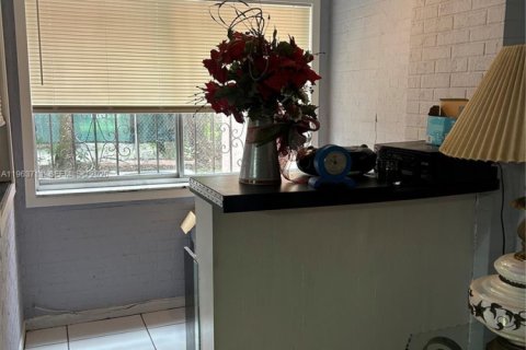 Copropriété à vendre à Lauderhill, Floride: 3 chambres, 167.22 m2 № 2025462 - photo 6