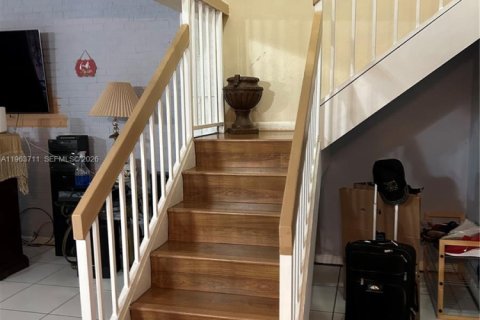 Copropriété à vendre à Lauderhill, Floride: 3 chambres, 167.22 m2 № 2025462 - photo 15