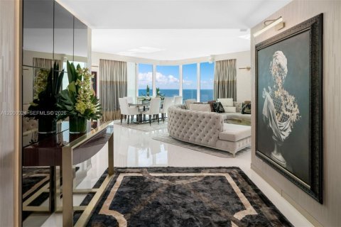 Condominio en Miami Beach, Florida, 3 dormitorios  № 2066862