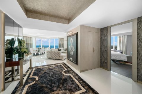 Condominio en venta en Miami Beach, Florida, 3 dormitorios, 217.39 m2 № 2066862 - foto 2