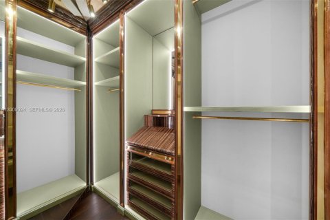 Condominio en venta en Miami Beach, Florida, 3 dormitorios, 217.39 m2 № 2066862 - foto 18