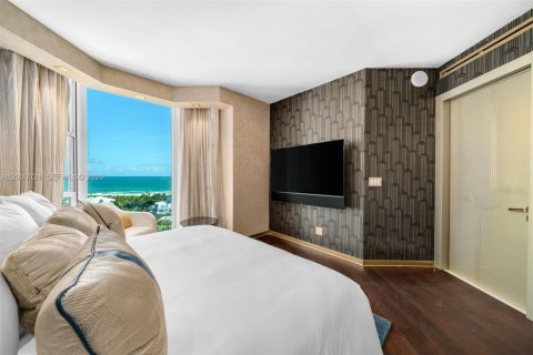 Condominio en venta en Miami Beach, Florida, 3 dormitorios, 217.39 m2 № 2066862 - foto 26