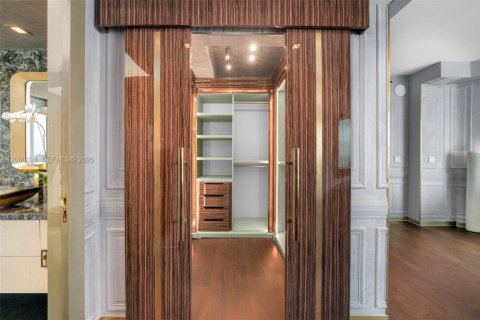 Condominio en venta en Miami Beach, Florida, 3 dormitorios, 217.39 m2 № 2066862 - foto 17