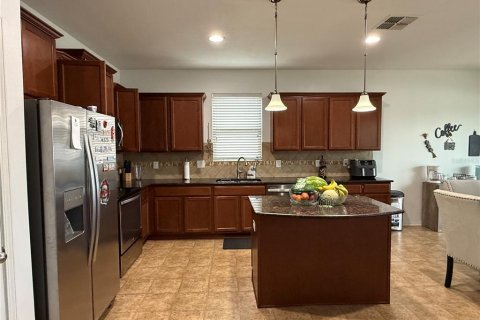 House in Brooksville, Florida 3 bedrooms, 157.93 sq.m. № 2234710 - photo 4