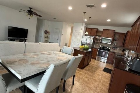 House in Brooksville, Florida 3 bedrooms, 157.93 sq.m. № 2234710 - photo 6