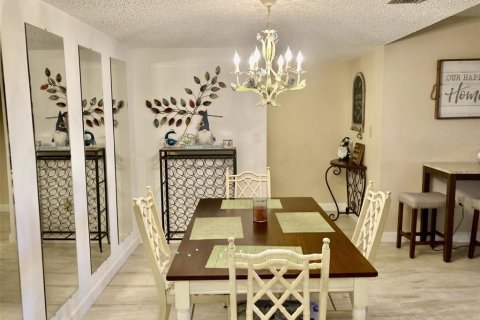 Condominio en alquiler en Bradenton, Florida, 2 dormitorios, 109.44 m2 № 1625820 - foto 10