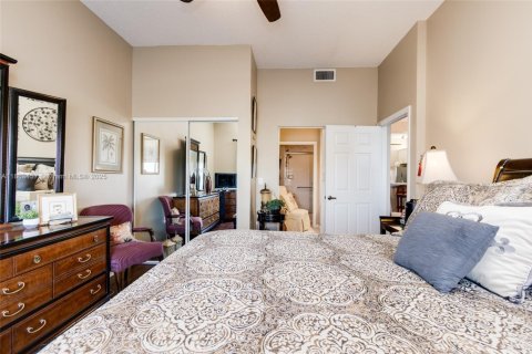 Condo in Tamarac, Florida, 2 bedrooms  № 1891689 - photo 21