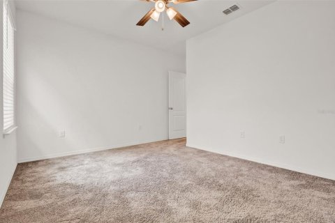 House in Haines City, Florida 4 bedrooms, 202.71 sq.m. № 1824037 - photo 25
