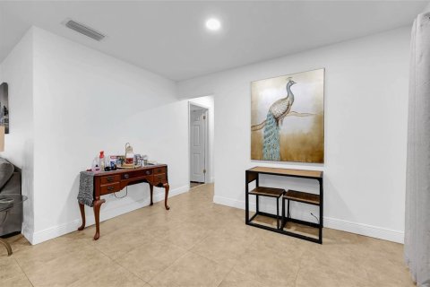 Casa en venta en Deltona, Florida, 3 dormitorios, 100.33 m2 № 2386203 - foto 11