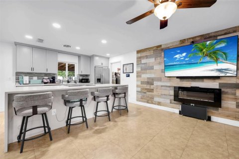 Casa en venta en Deltona, Florida, 3 dormitorios, 100.33 m2 № 2386203 - foto 3