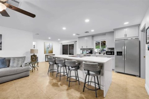 Casa en venta en Deltona, Florida, 3 dormitorios, 100.33 m2 № 2386203 - foto 9