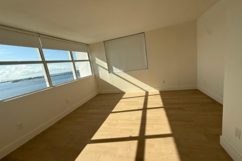 Copropriété à vendre à Miami, Floride: 3 chambres, 133.13 m2 № 1953765 - photo 15