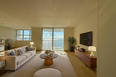 Copropriété à vendre à Miami, Floride: 3 chambres, 133.13 m2 № 1953765 - photo 3