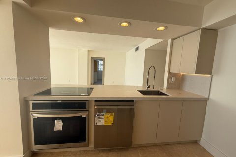 Copropriété à vendre à Miami, Floride: 3 chambres, 133.13 m2 № 1953765 - photo 26