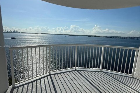 Copropriété à vendre à Miami, Floride: 3 chambres, 133.13 m2 № 1953765 - photo 28