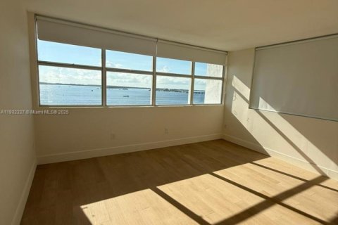 Copropriété à vendre à Miami, Floride: 3 chambres, 133.13 m2 № 1953765 - photo 14