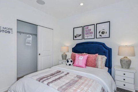 Casa en venta en Auburndale, Florida, 4 dormitorios, 171.68 m2 № 1805685 - foto 9