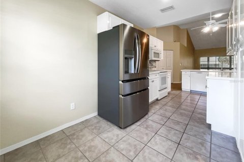 Touwnhouse à vendre à Bradenton, Floride: 2 chambres, 121.89 m2 № 1558696 - photo 20