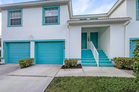 Touwnhouse à vendre à Bradenton, Floride: 2 chambres, 121.89 m2 № 1558696 - photo 1